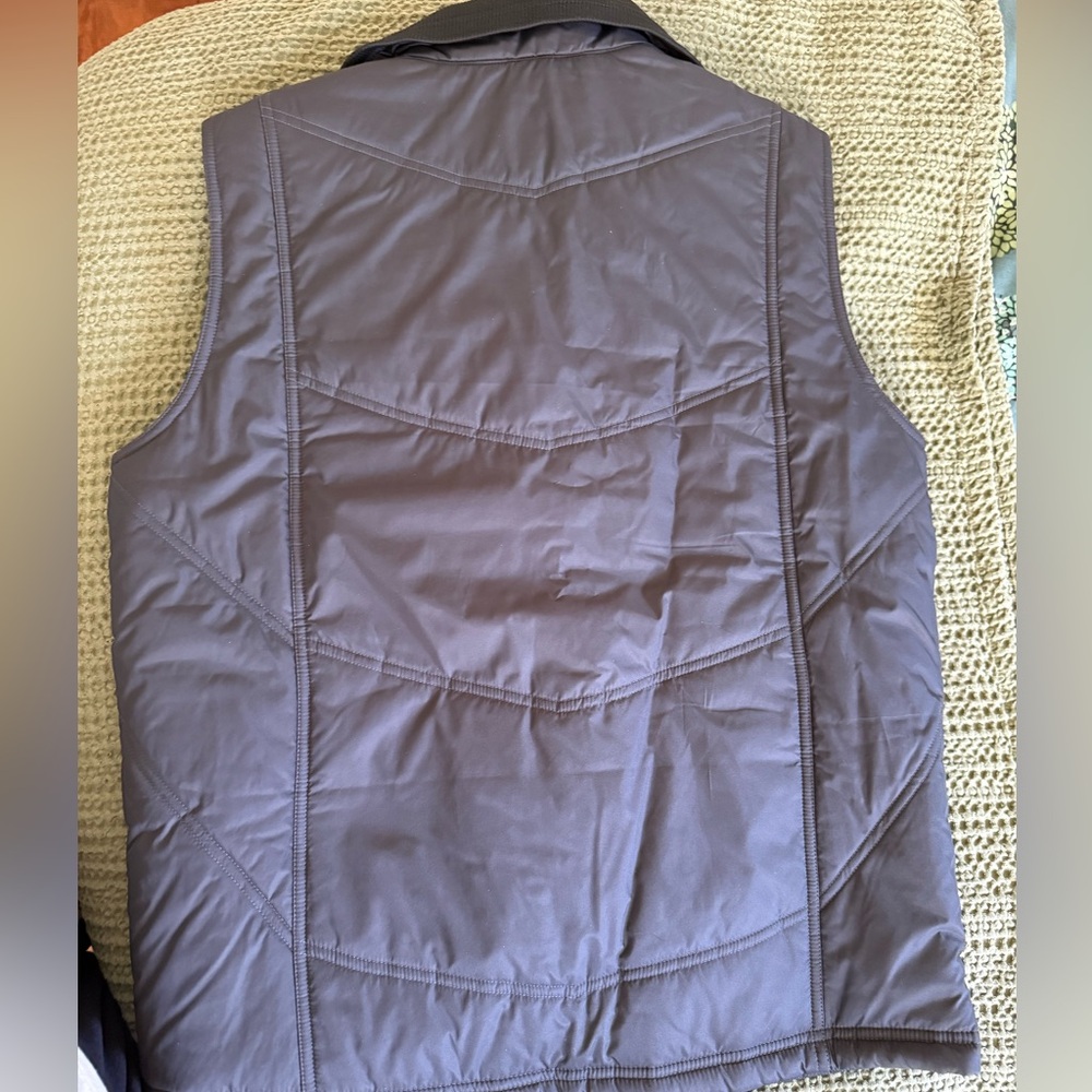 Men’s Reebok Grey Vest Jacket medium - Picture 3 of 3